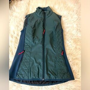 Icebreaker Women's MerinoLoft Zip Up Vest. Size small EUC